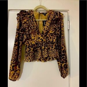 Express Leslie’s Ruffle Tiered Peplum Blouse Size X-Small‎